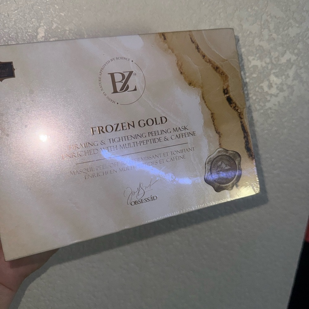 Frozen Gold Firming & Tightening Peeling Mask - Brand New